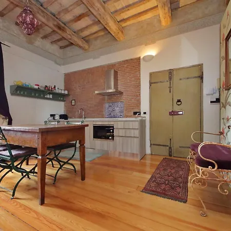 Lovely Trastevere Loft Lejlighed